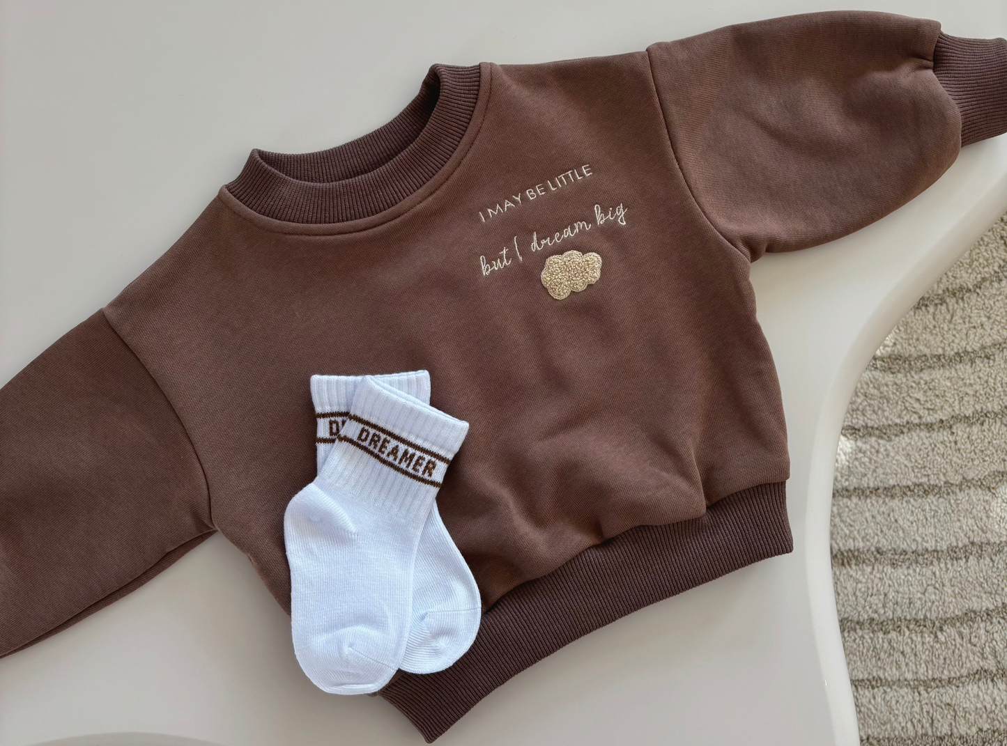 Oversize Sweatshirt Dream Big in Mocha Mousse