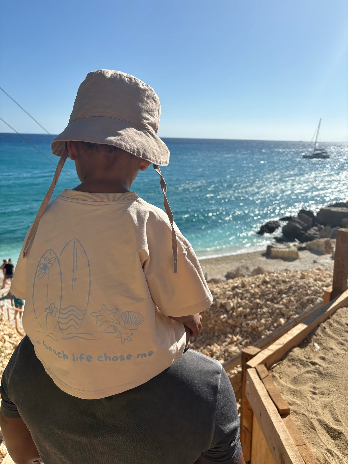 Oversized Beach Set – T-Shirt & Shorts im Matching Look