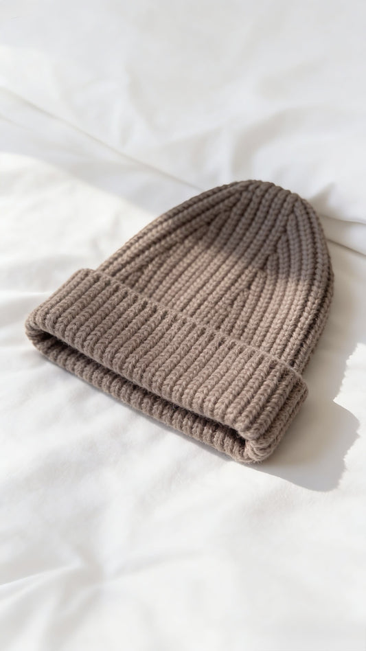 Strickmütze - in Taupe