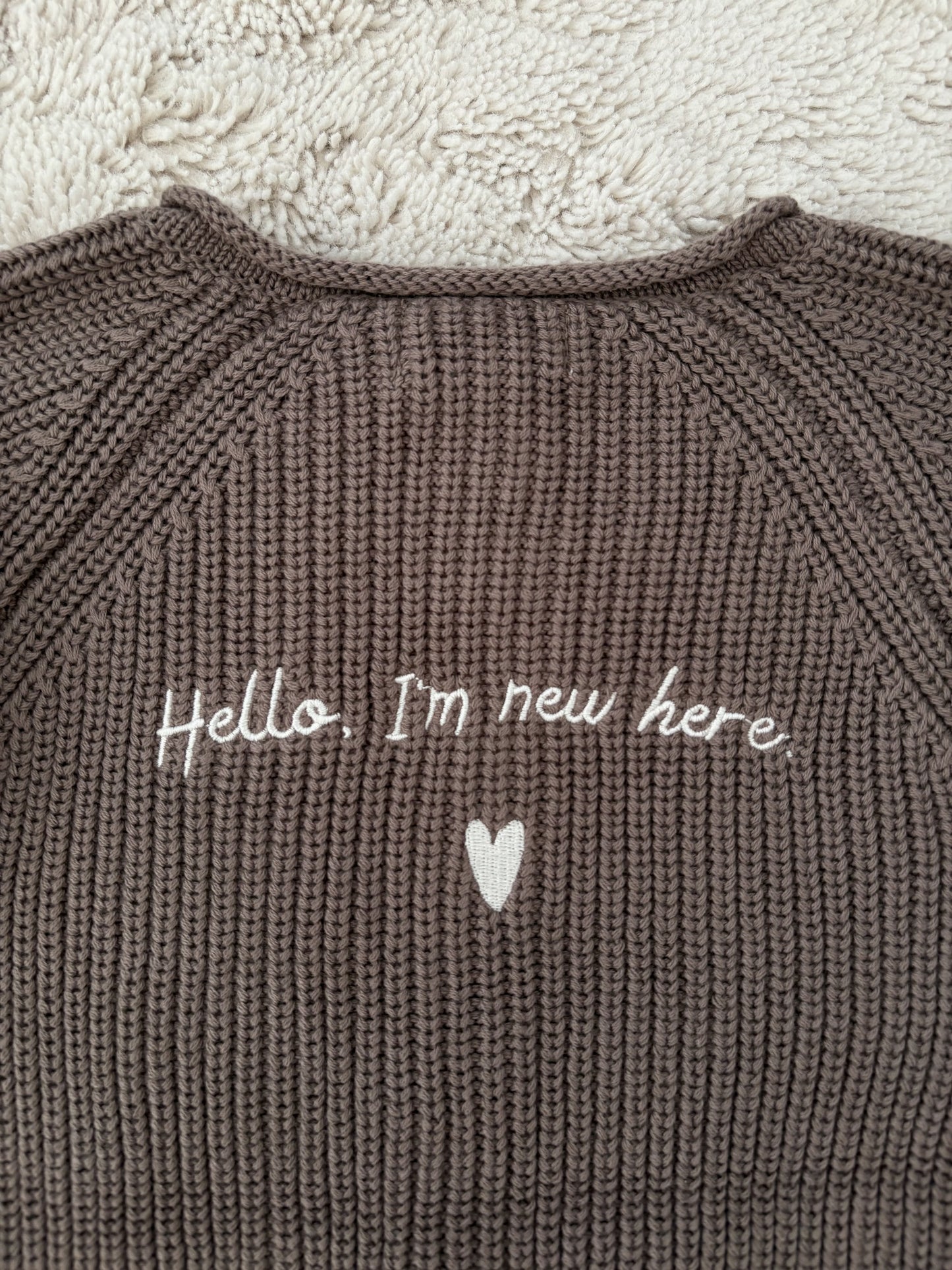 Strickjacke - Hello, I'm new here - in Taupe